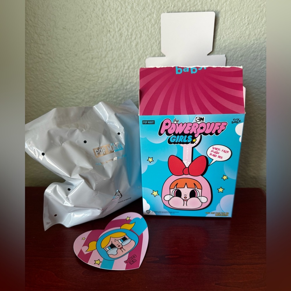 Pop Mart Crybaby Powerpuff pendant Bubbles - open box - closed bag